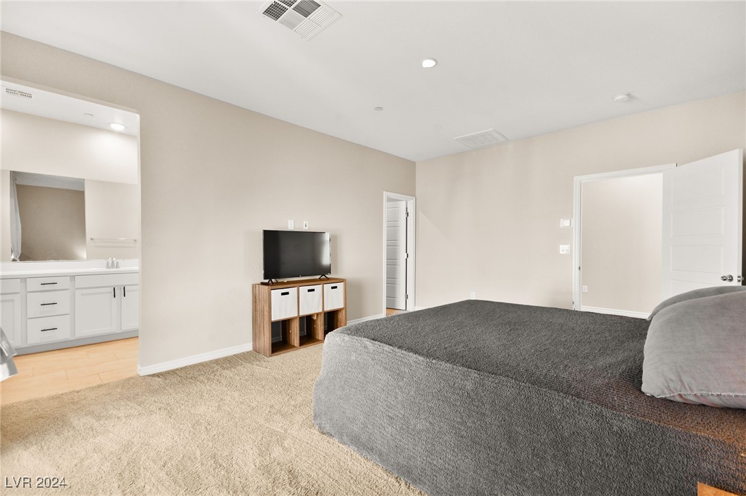 9851 Mojave Mountain Street
