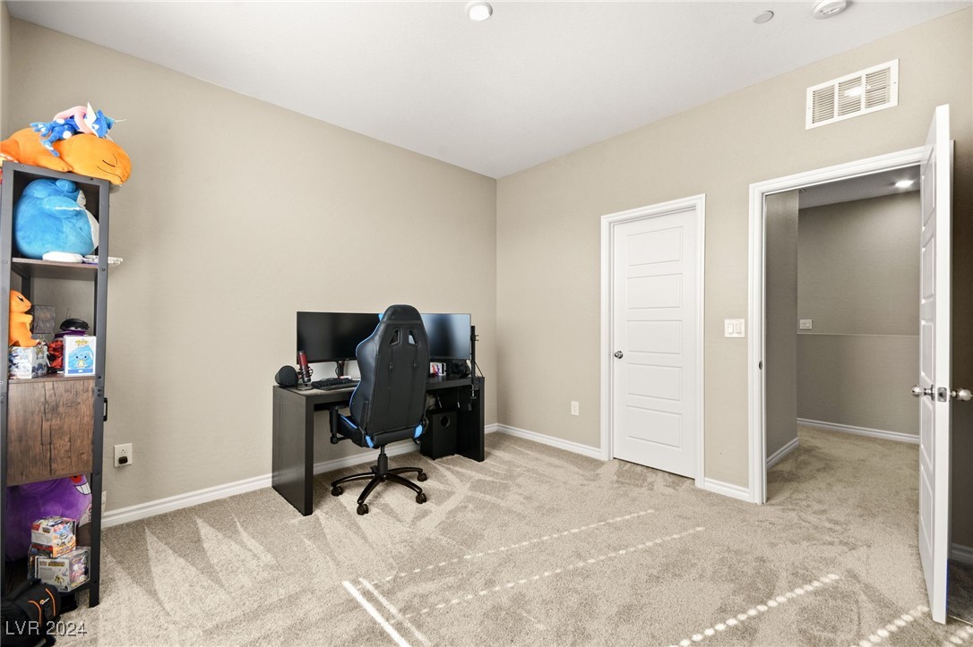 9851 Mojave Mountain Street