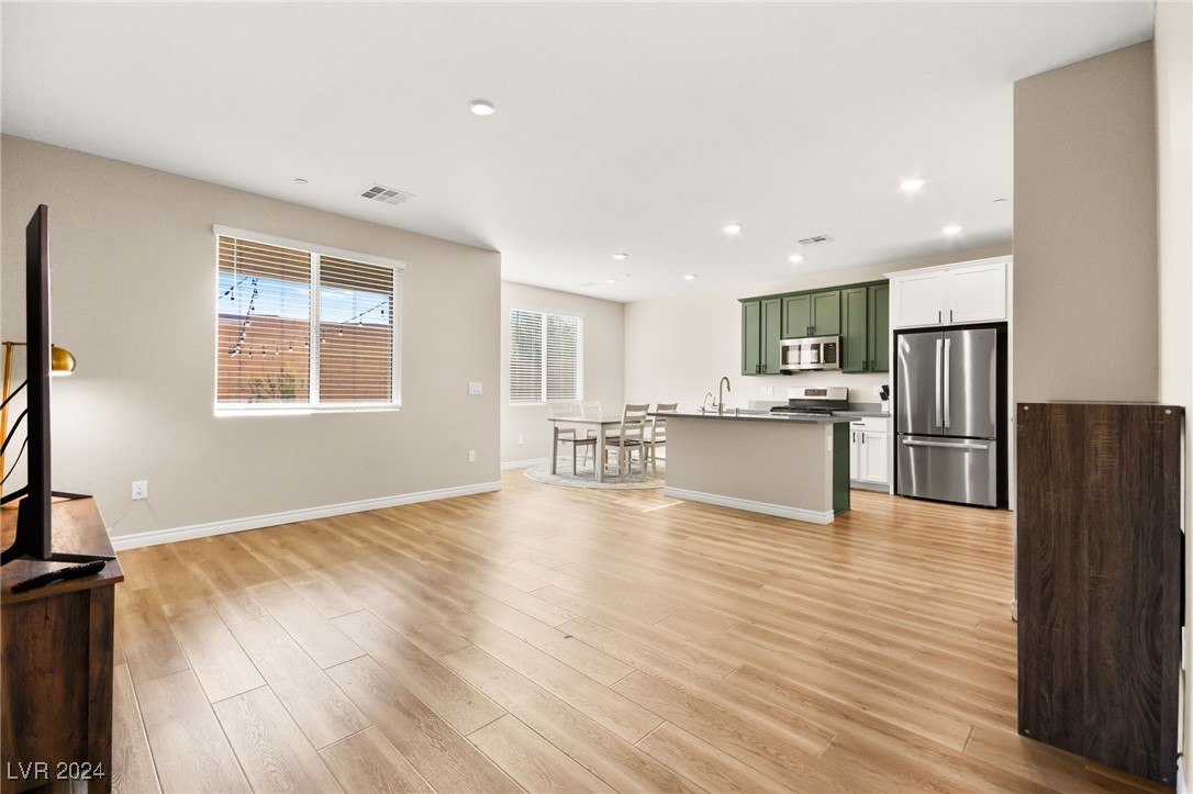 9851 Mojave Mountain Street