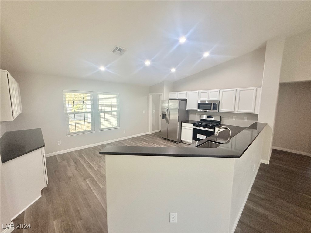 1010 Black Olive Street