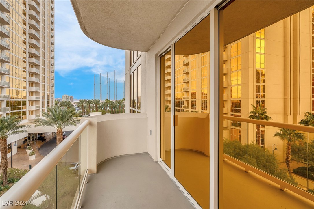 145 East Harmon Avenue 321
