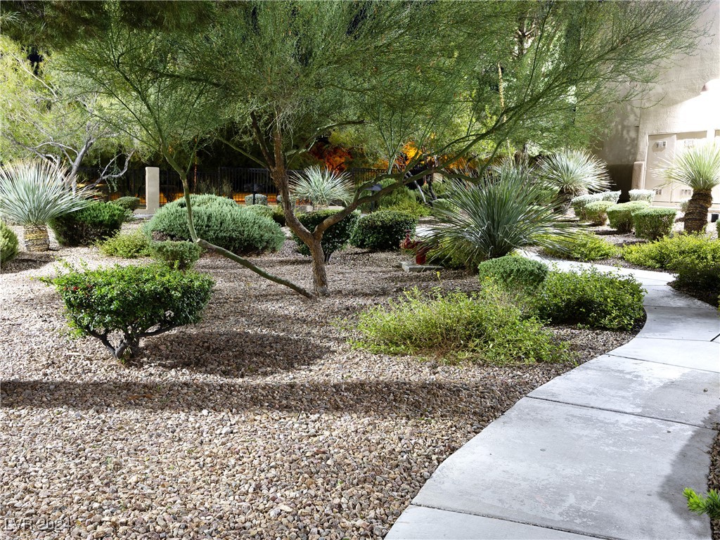 1901 Rio Canyon Court 103