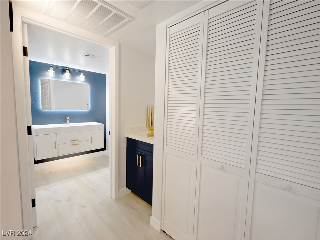 1901 Rio Canyon Court 103