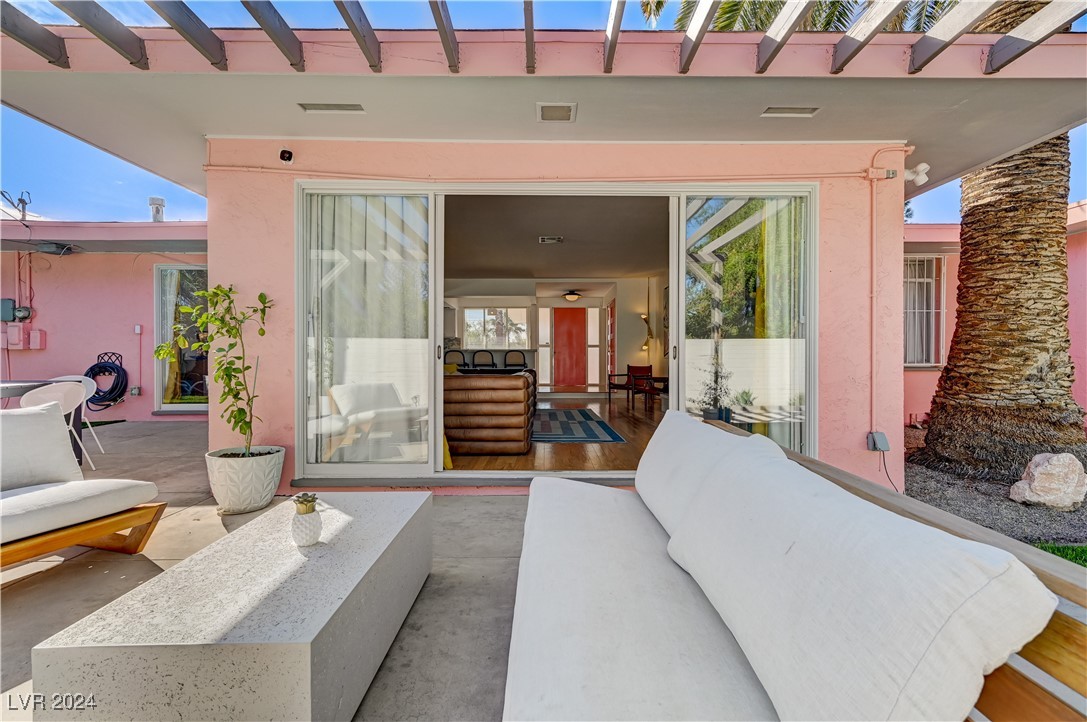 555 Barbara Way