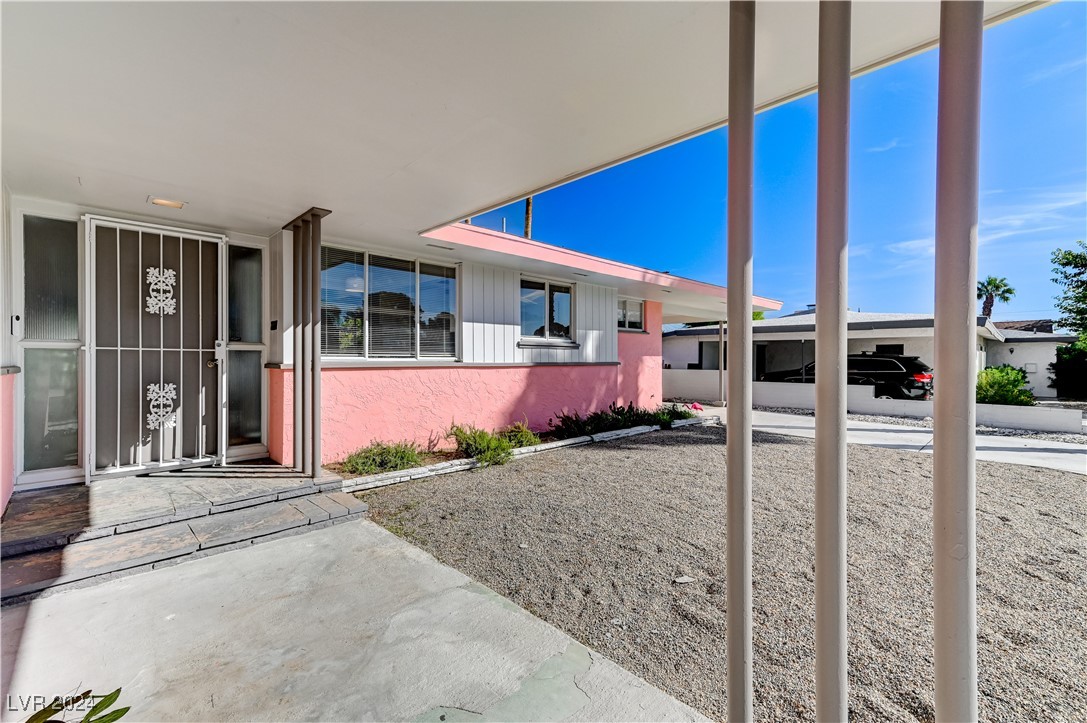 555 Barbara Way