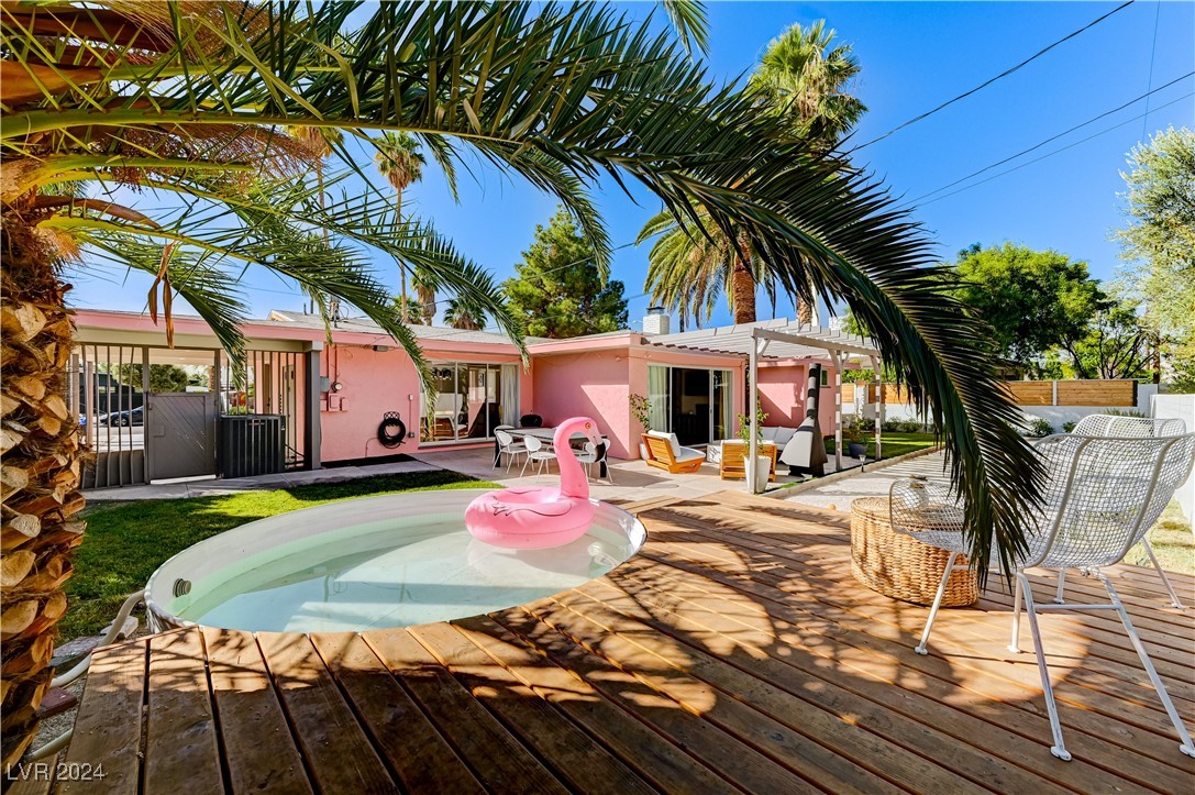 555 Barbara Way