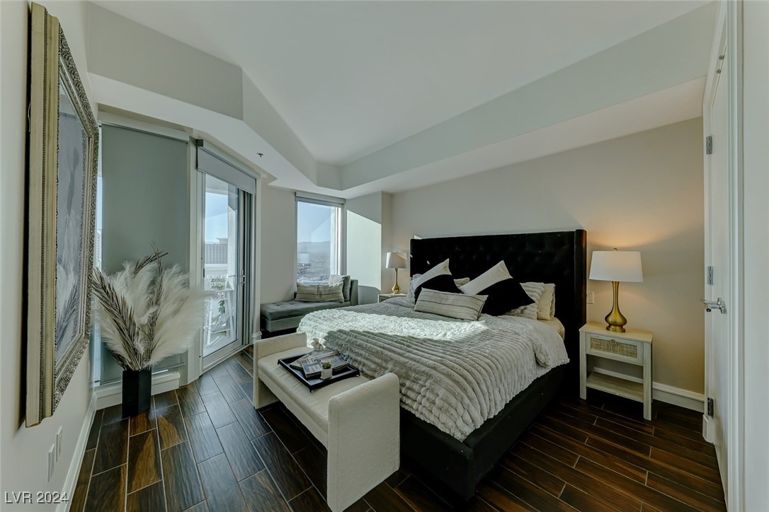 2700 Las Vegas Boulevard 2411