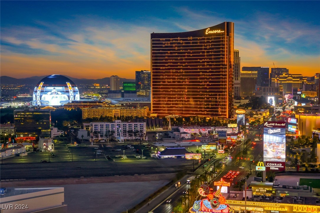 2700 Las Vegas Boulevard 2411