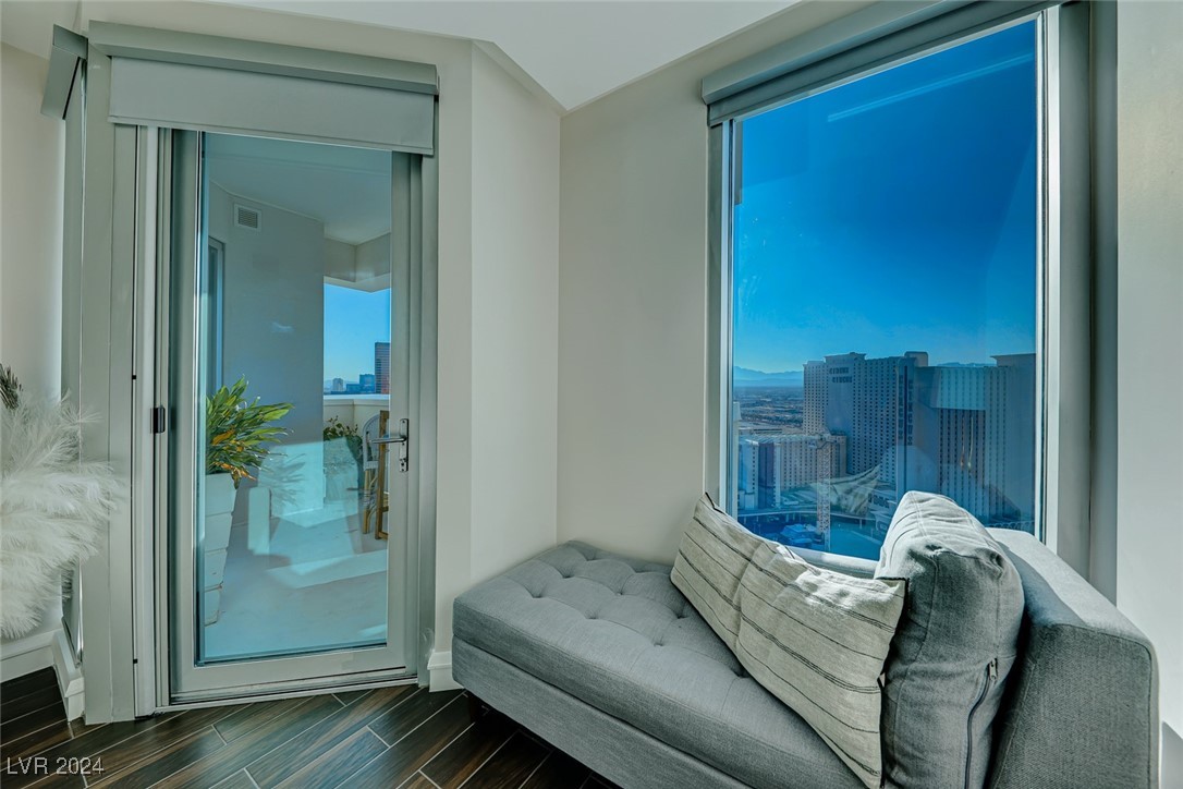 2700 Las Vegas Boulevard 2411