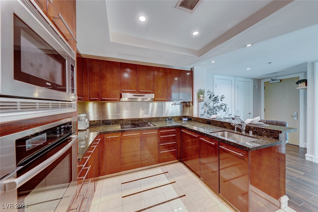 2700 Las Vegas Boulevard 2411