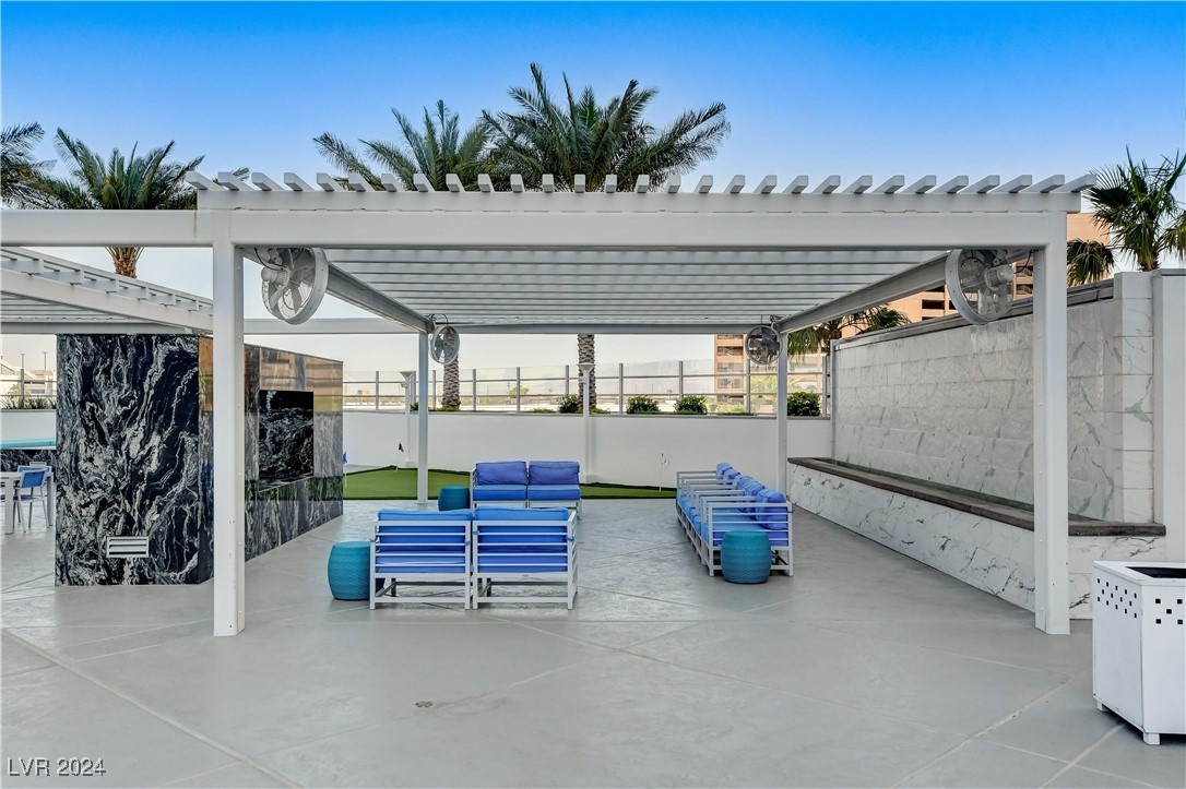 2700 Las Vegas Boulevard 2411