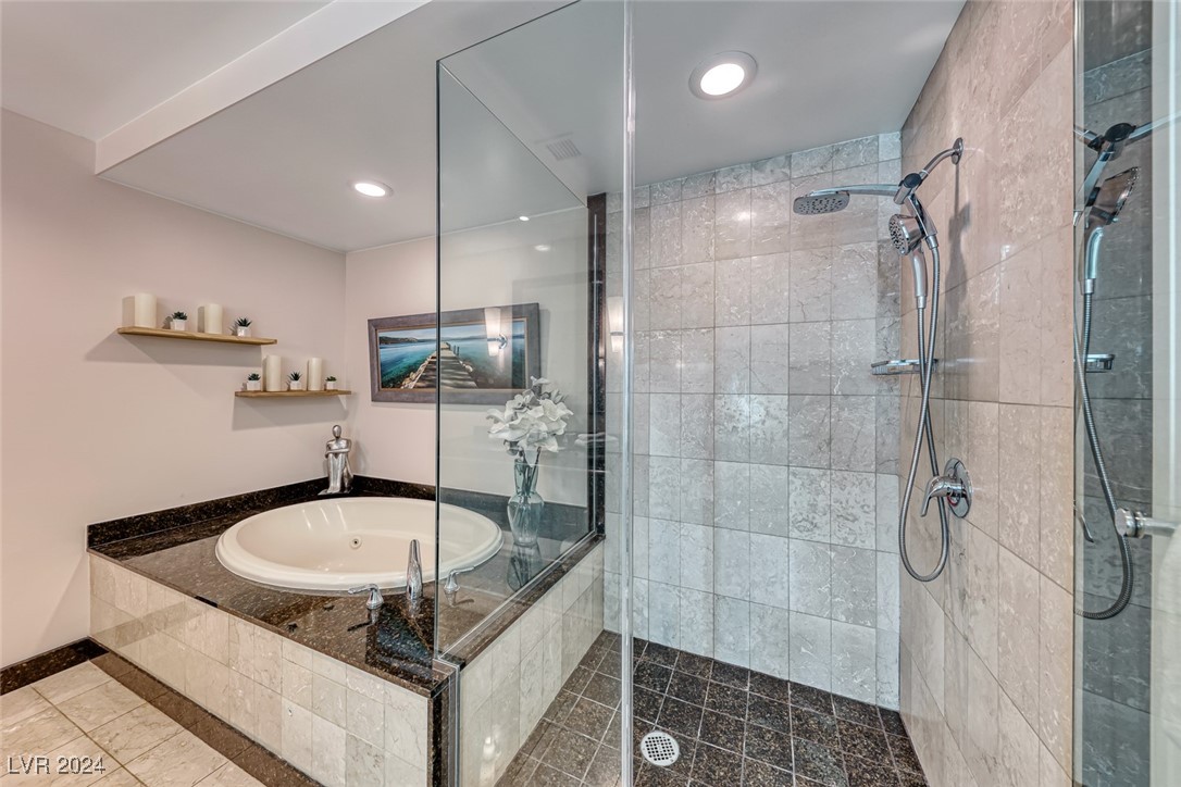 2700 Las Vegas Boulevard 2411