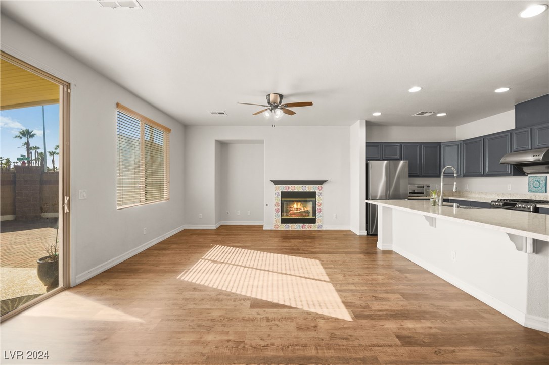 7443 Coyote Cave Avenue