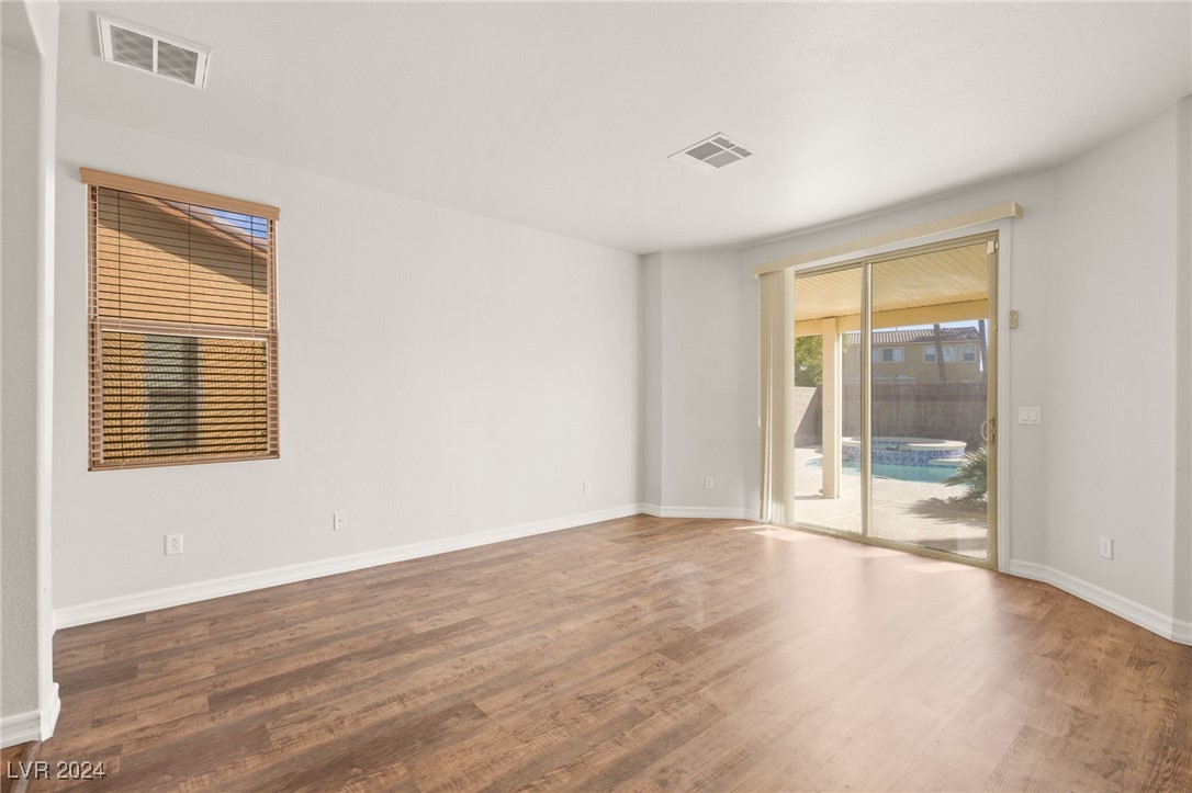 7443 Coyote Cave Avenue