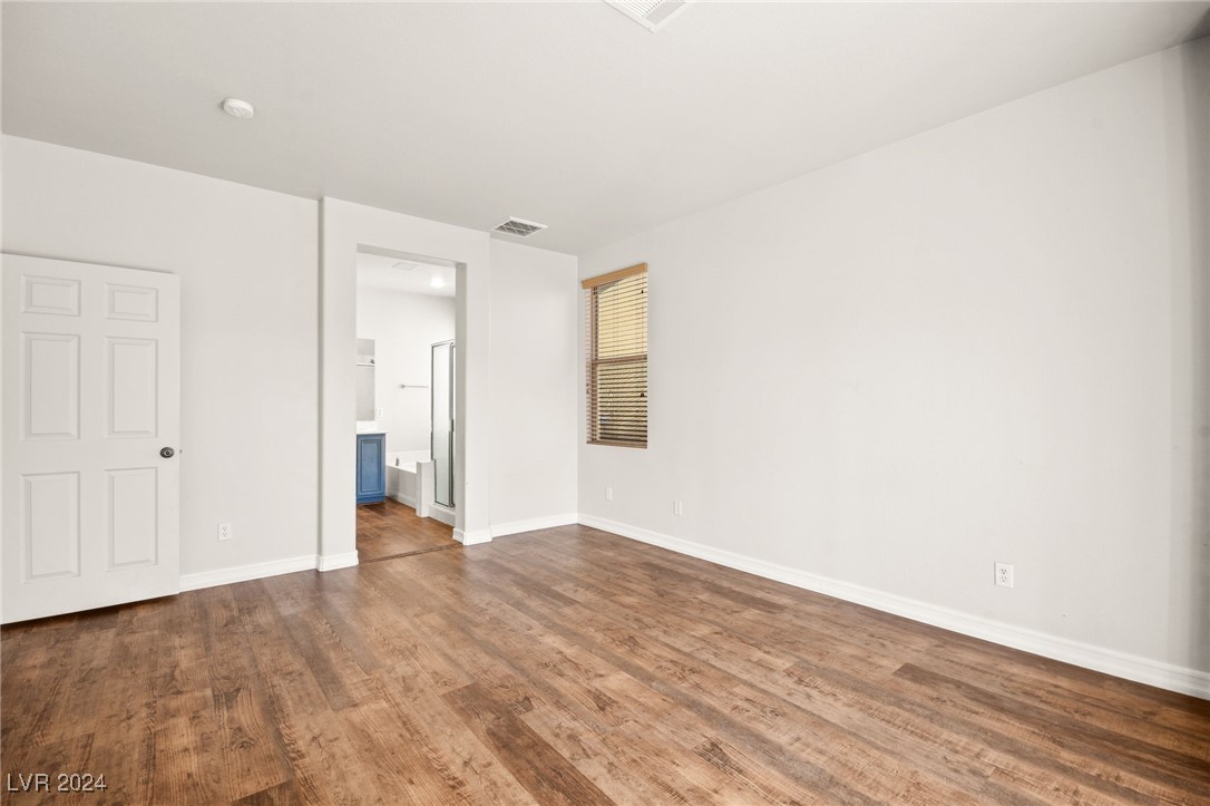 7443 Coyote Cave Avenue