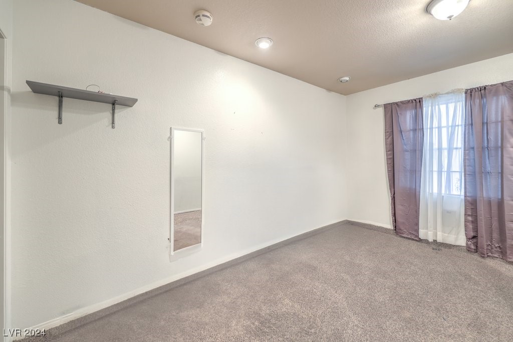 1675 English Rose Drive