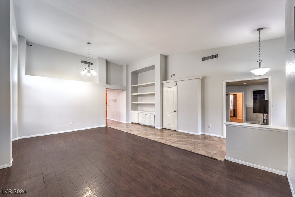 1675 English Rose Drive