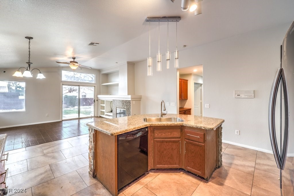 1675 English Rose Drive