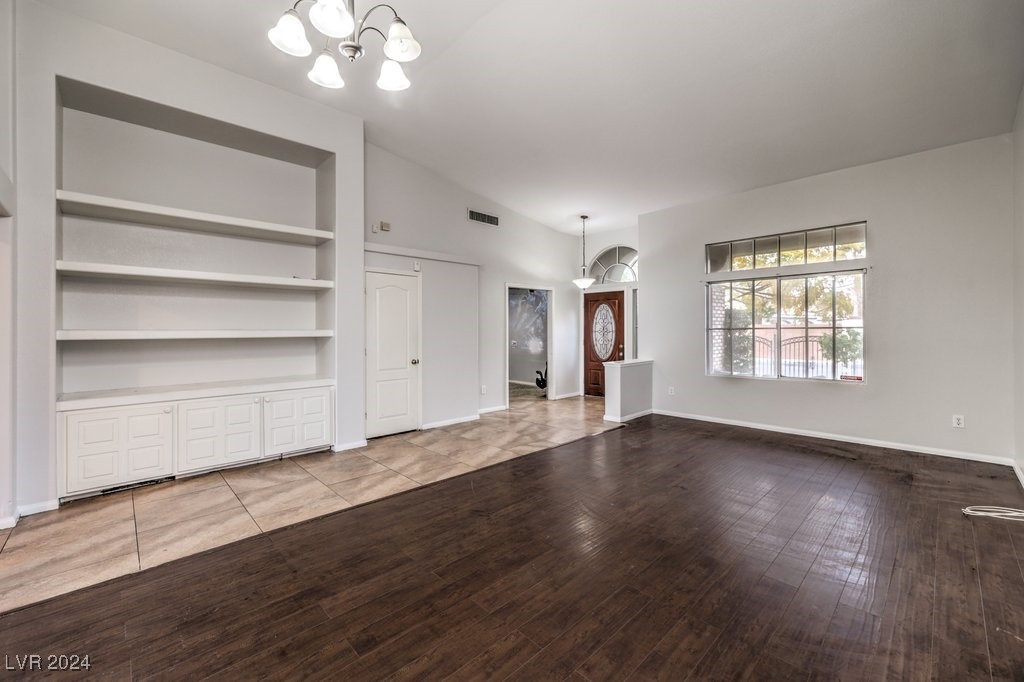 1675 English Rose Drive