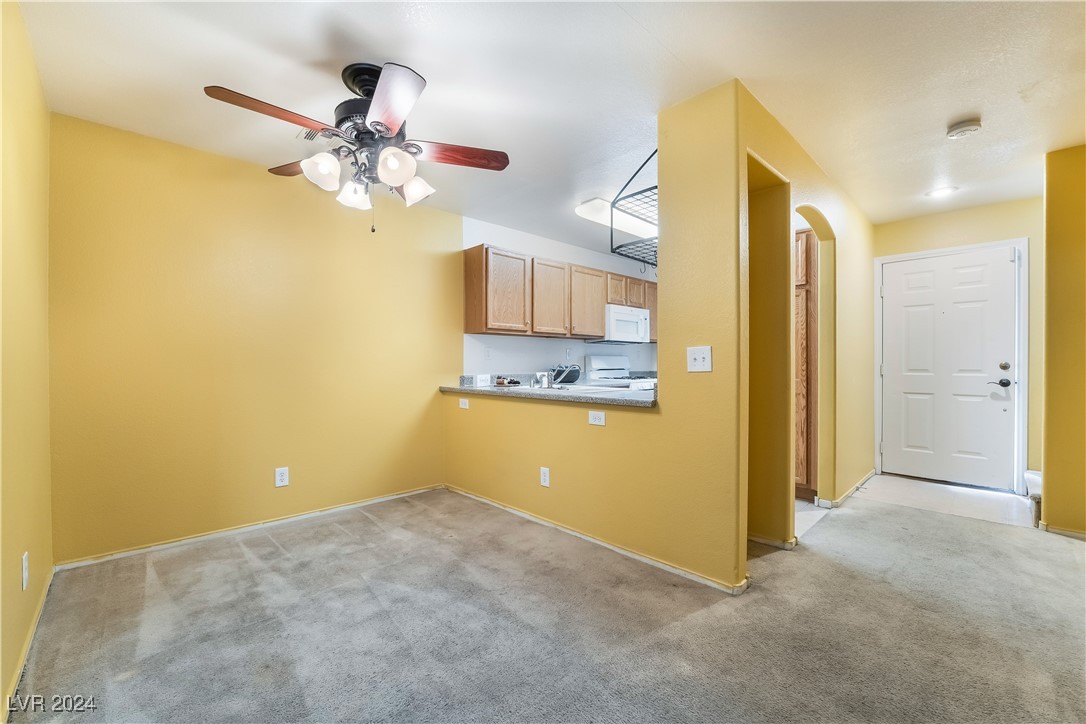 10332 Perfect Parsley Street