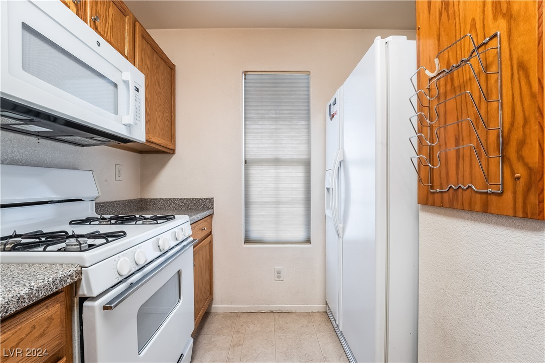 10332 Perfect Parsley Street