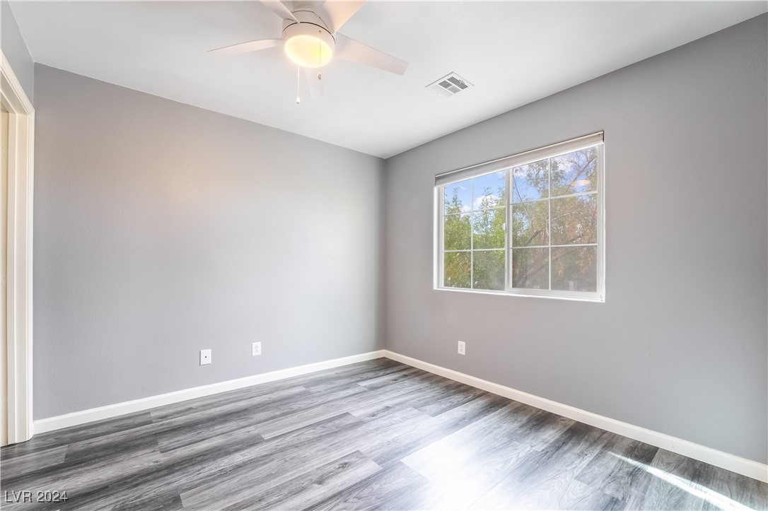 10332 Perfect Parsley Street