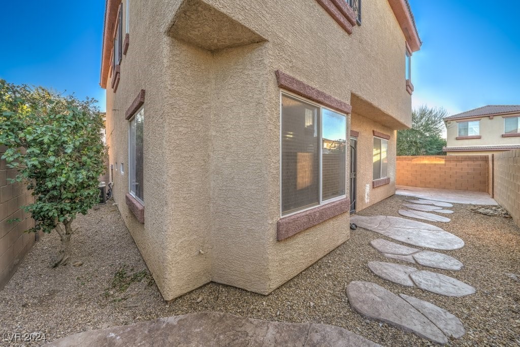 8572 Peaceful Dreams Street