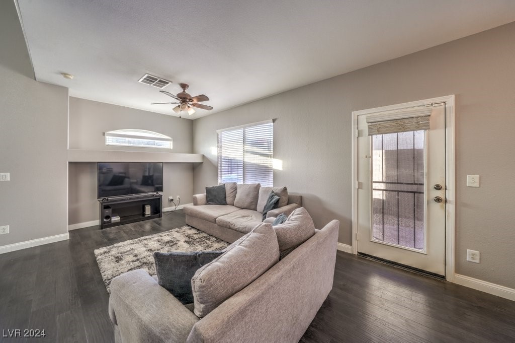 8572 Peaceful Dreams Street