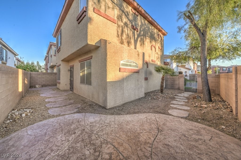 8572 Peaceful Dreams Street