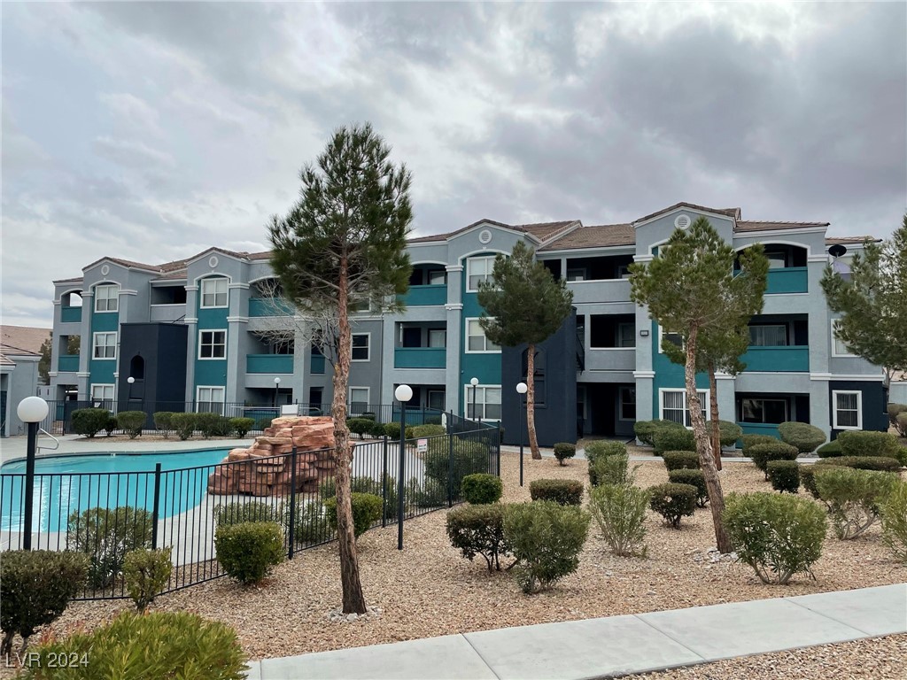 6955 North Durango Drive 1070