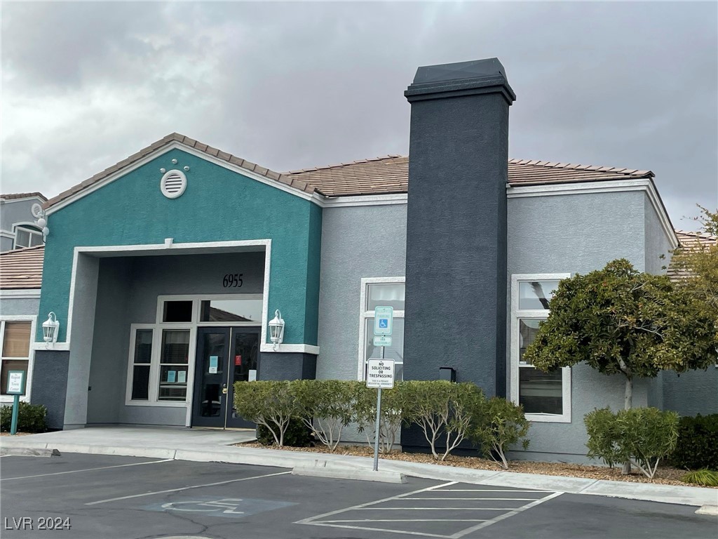 6955 North Durango Drive 1070