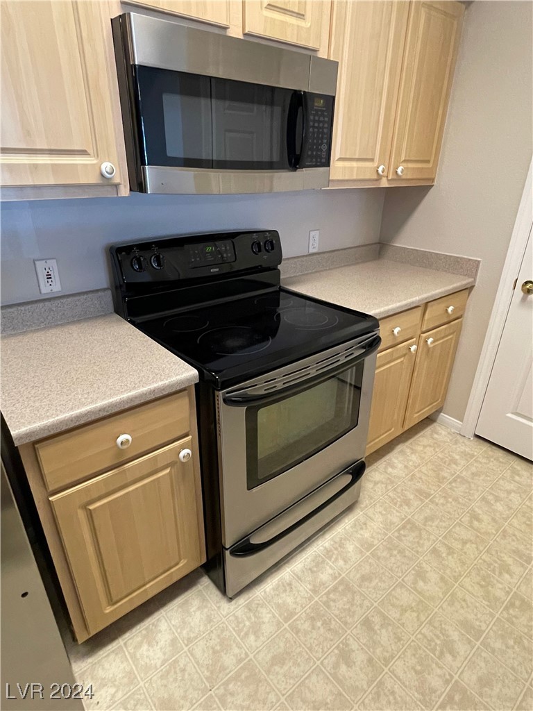 6955 North Durango Drive 1070