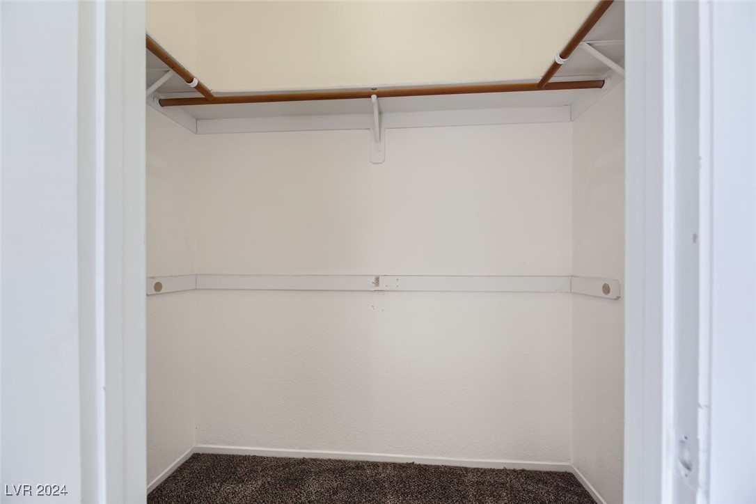 1904 Leaning Pine Way