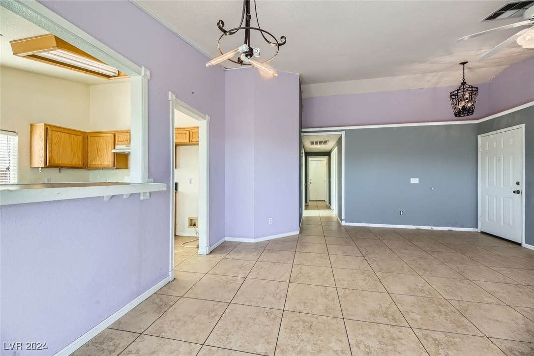 1904 Leaning Pine Way