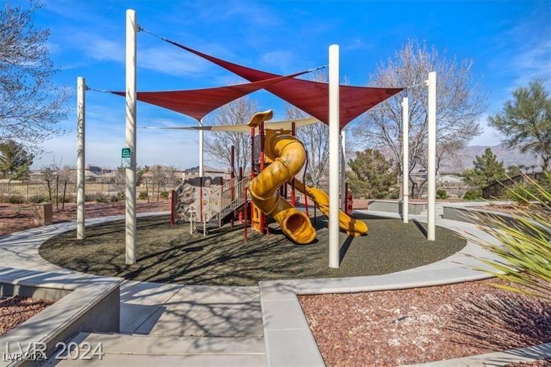 3821 Fledgling Drive