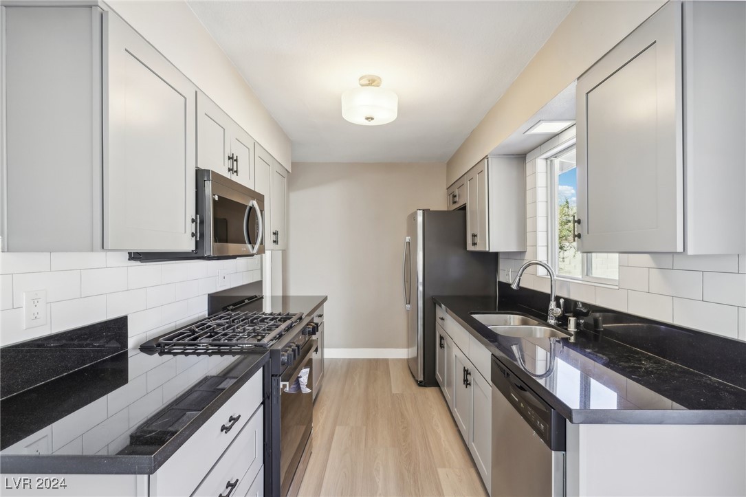 4208 El Cederal Avenue