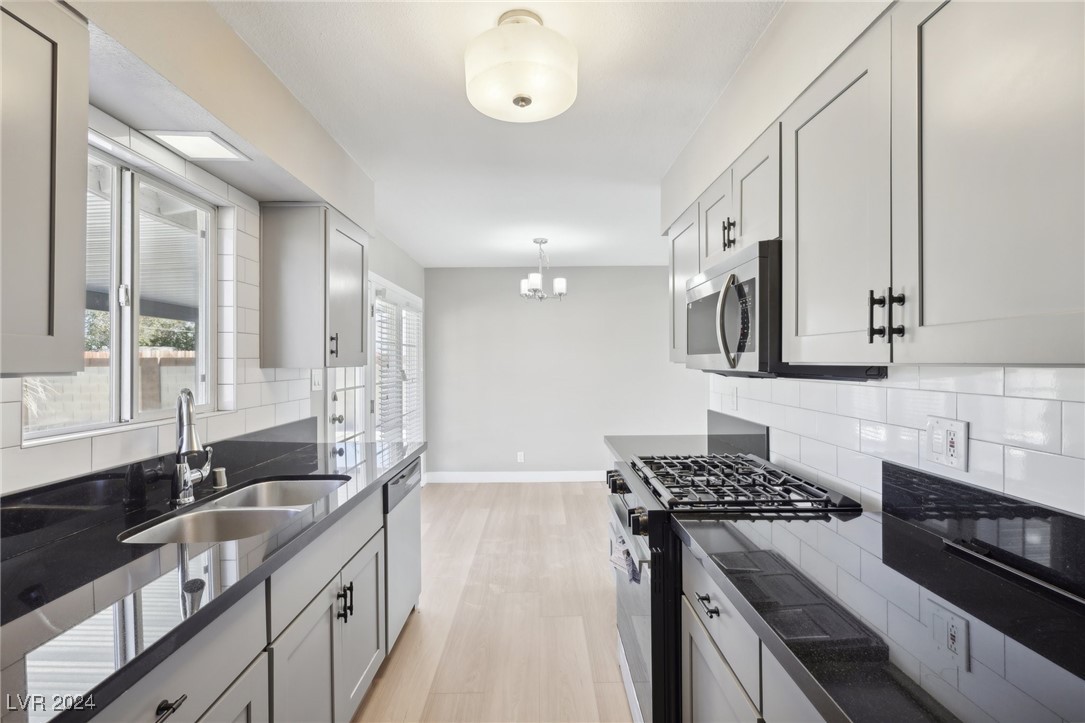 4208 El Cederal Avenue