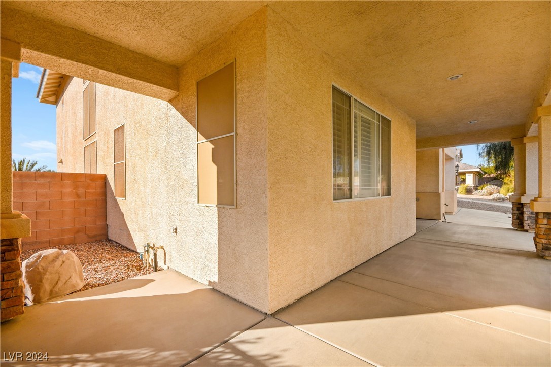 715 Coral View Street