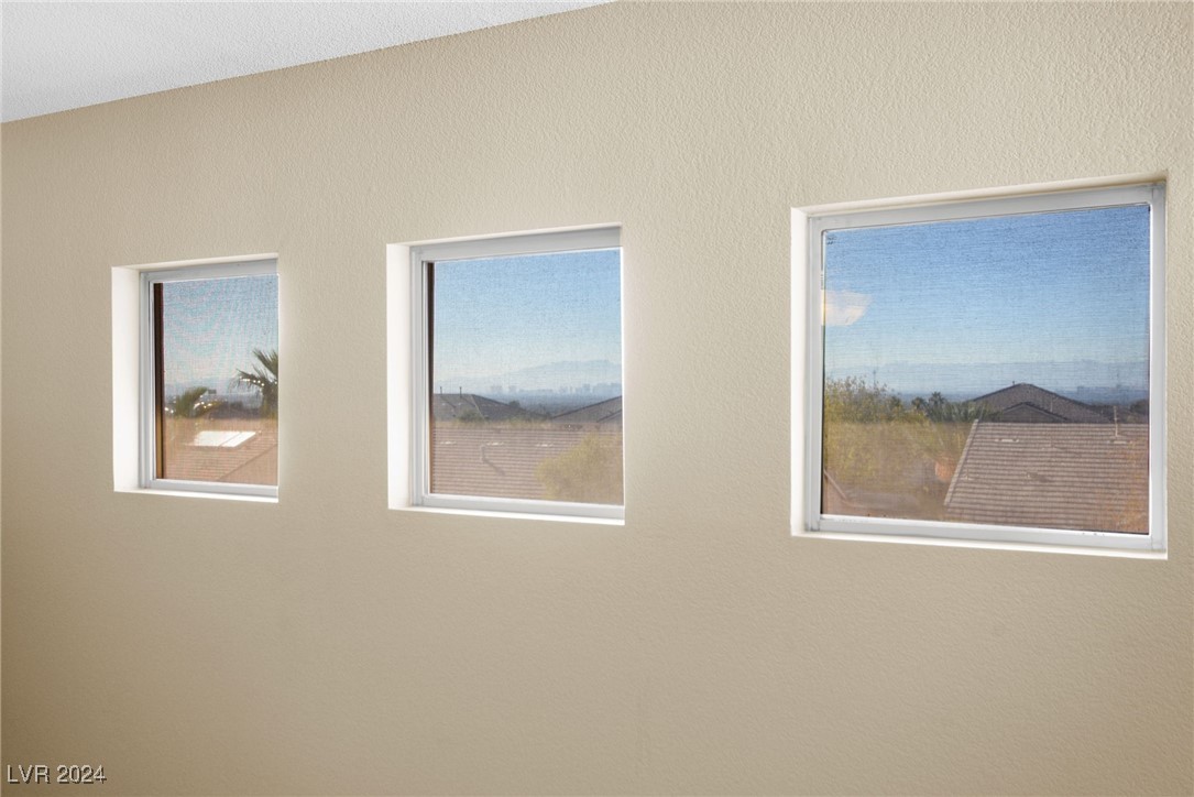 715 Coral View Street