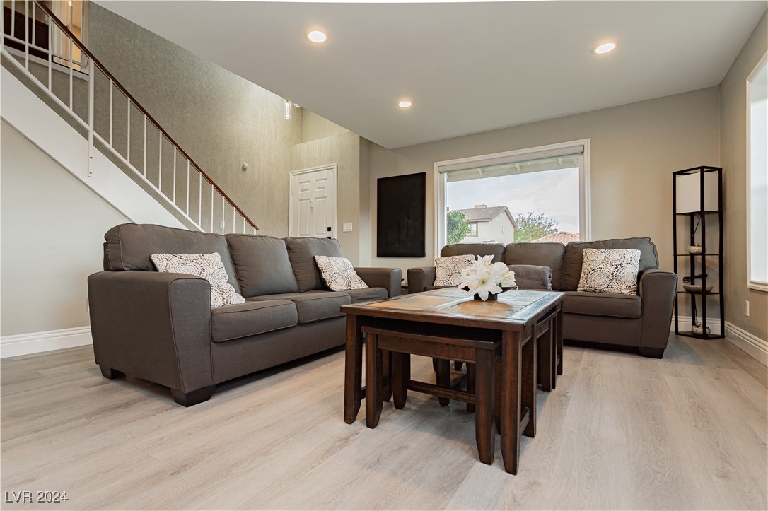 8401 Dunphy Court