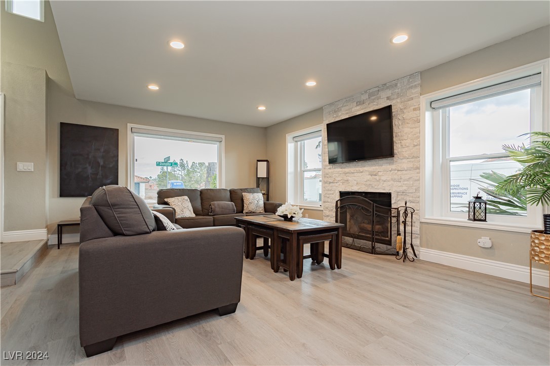 8401 Dunphy Court