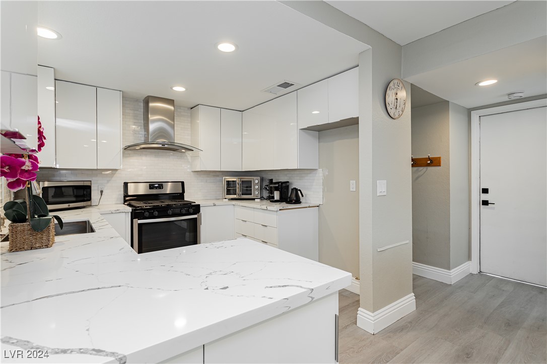 8401 Dunphy Court