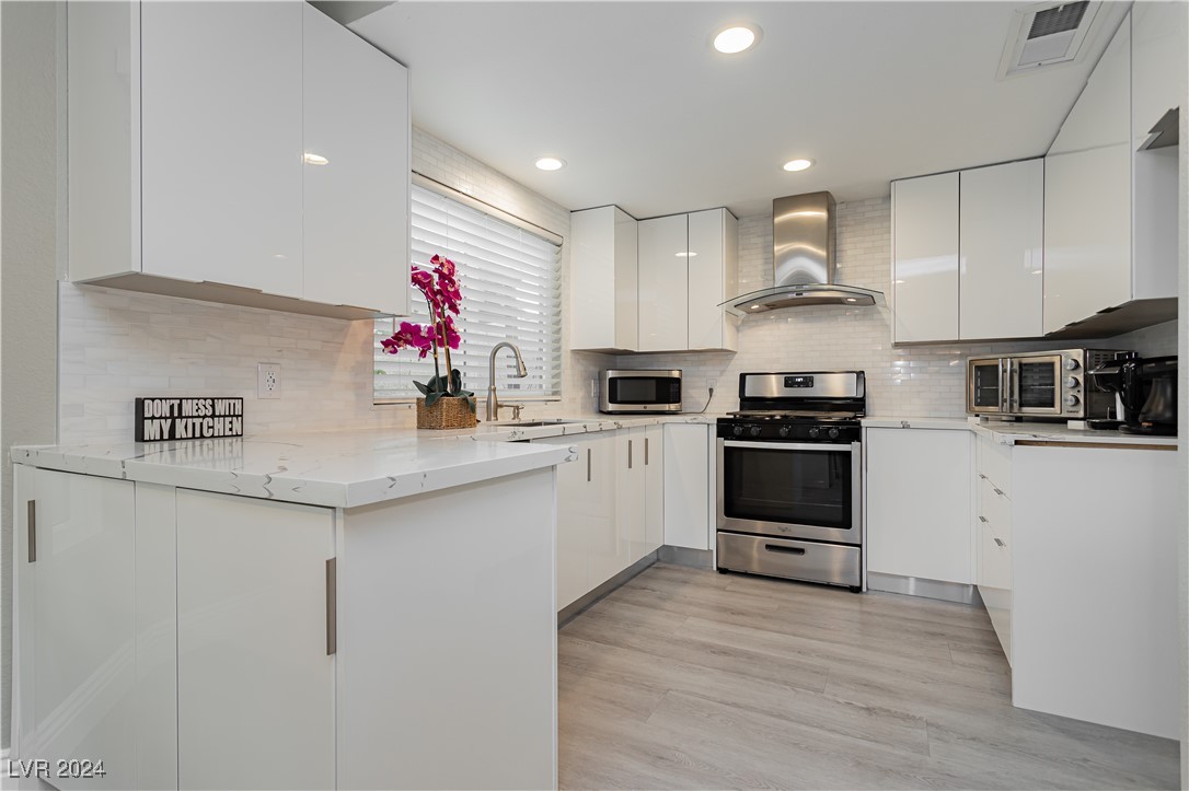 8401 Dunphy Court