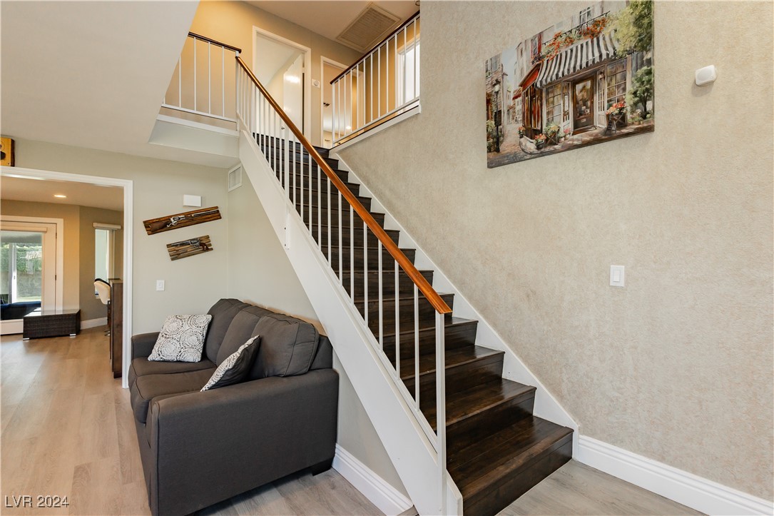 8401 Dunphy Court
