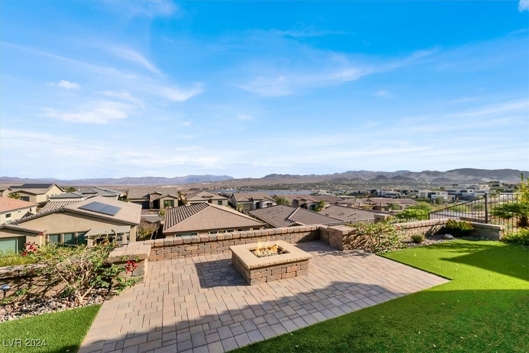 40 Stone Yucca Court