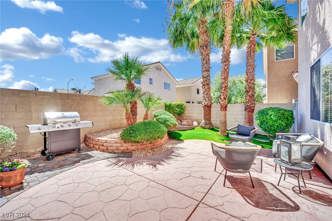 6750 Pastel Camellia Street