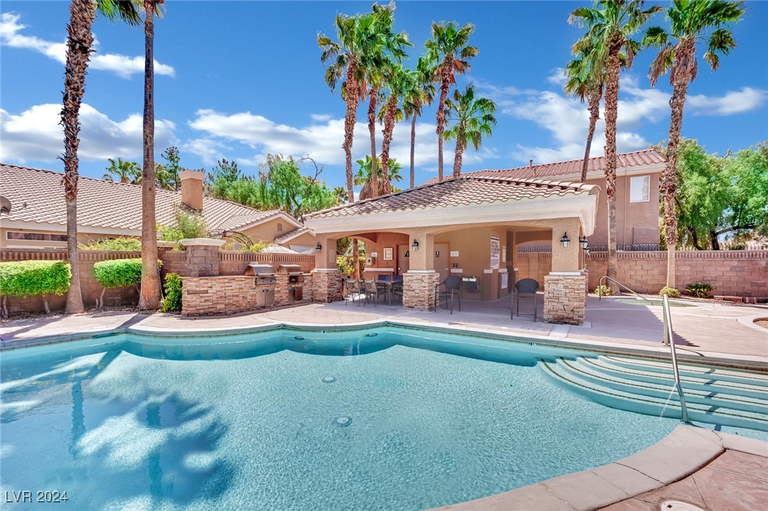 6750 Pastel Camellia Street