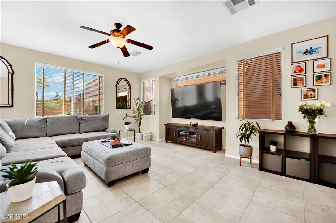 6750 Pastel Camellia Street