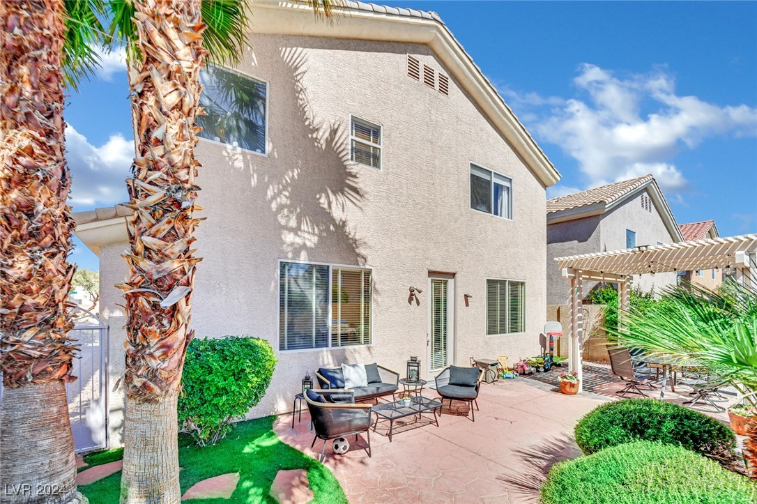 6750 Pastel Camellia Street