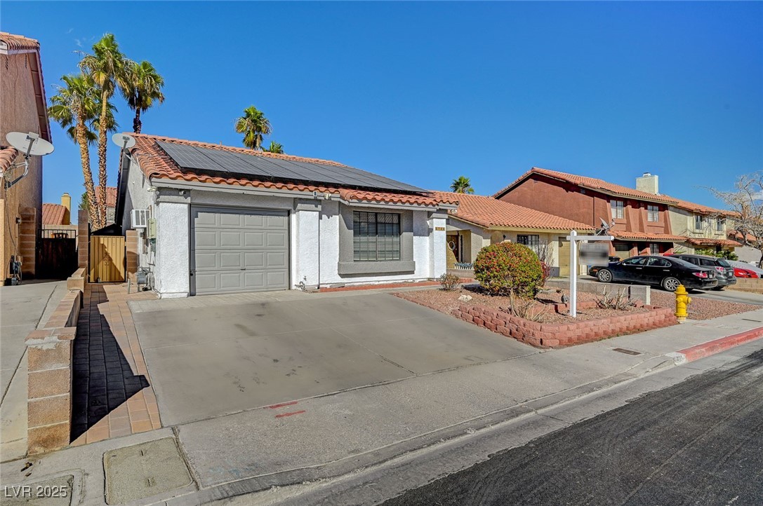 6724 Reggie Circle